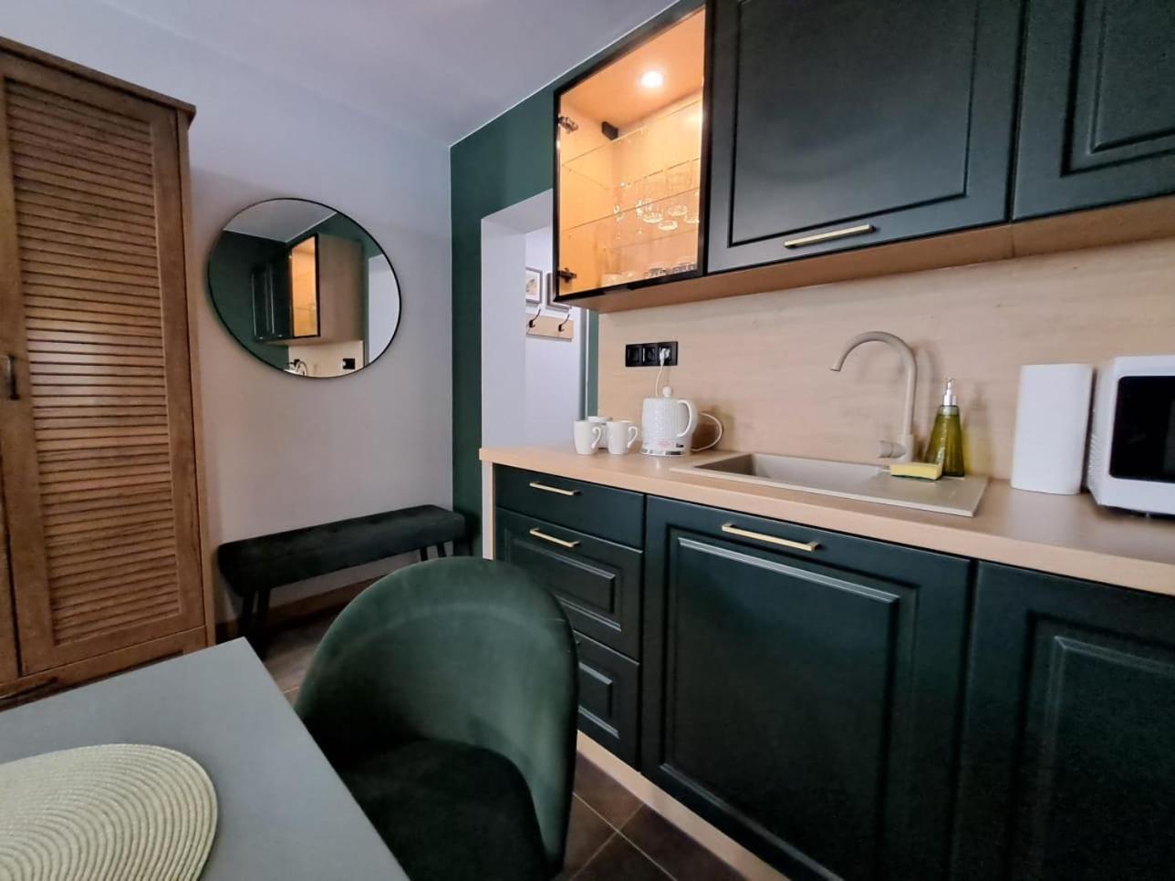 Dk Apartamenty Hotelove Gizycko Ngoại thất bức ảnh