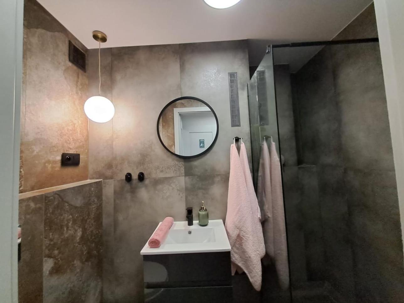 Dk Apartamenty Hotelove Gizycko Ngoại thất bức ảnh